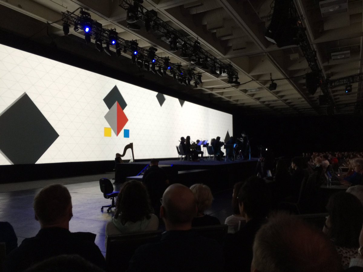 tonywinters's tweet photo. Why didn't the harp player get let on the stage? #RHSummit #DevNationConf https://t.co/wEiZ5bypGm