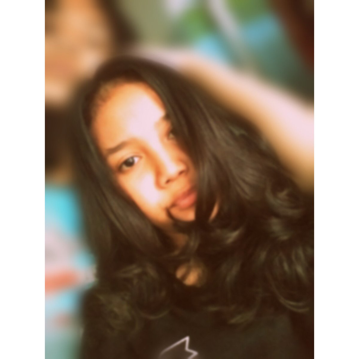 nailafrdl's tweet photo. "It's just me, myself and i." -MoniqCrasivaya https://t.co/4RQ1T7fiYG