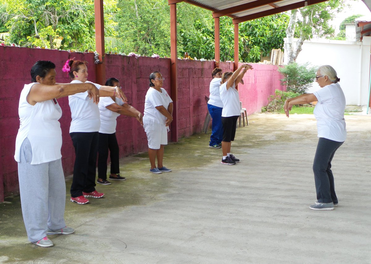 DifSiempre's tweet photo. Ofrece DIF Bacalar actividades para el mejoramiento  de la  salud de las  personas  adultas https://t.co/361FSOY6T7