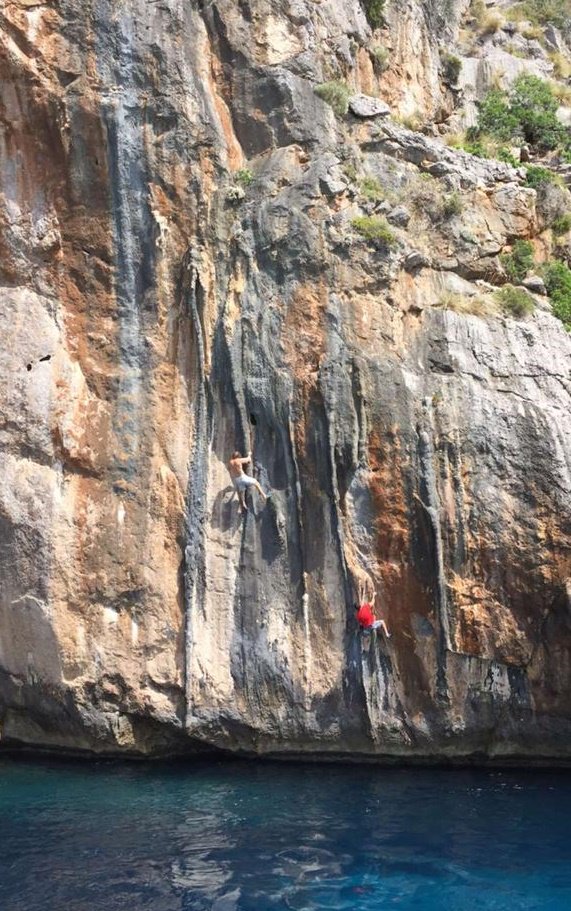 terry_vdw's tweet photo. Jared Leto on snapchat ....

Mallorca. https://t.co/69bQ8WsQZ3