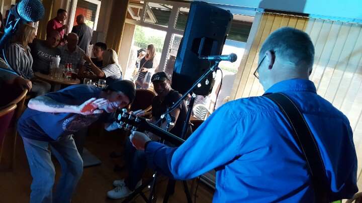growingrobots's tweet photo. Some photos from #ashington Fayre Day Gig #growingrobots #fayreday #festival #gigs #cricetclub #livemusic #northeast https://t.co/Y4vYK5ykXF