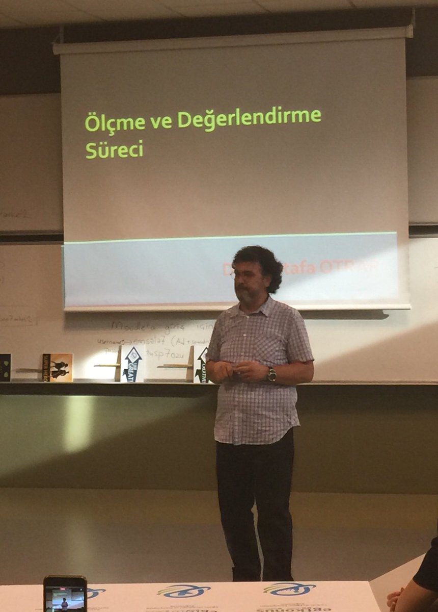 NBernaAslan's tweet photo. Dr. Mustafa Otrar ölçme ve degerlendirme surecini anlatiyor🔑@egitimtek #etuspkamp https://t.co/9Vnmgyo49r
