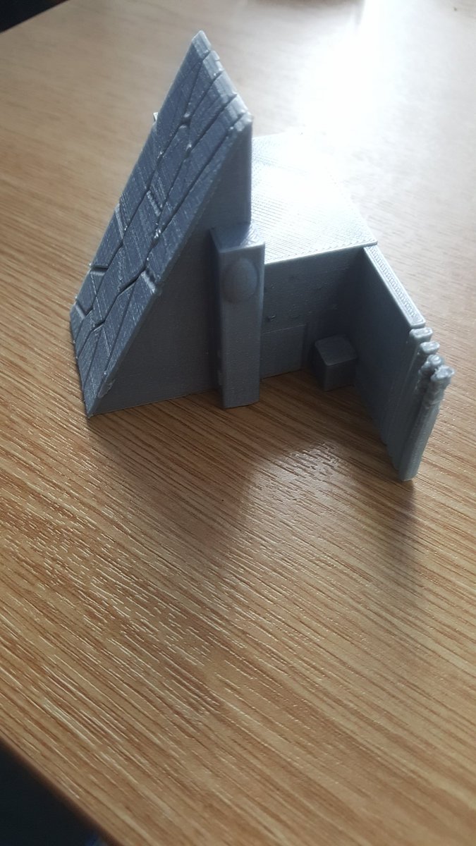P7_APS's tweet photo. Our finished product @DundeeSciCentre  @UltimakerCREATE #Dun3Dee  #3Dprinting the children are very impressed! https://t.co/aIfXeYl19t