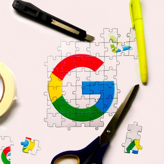 Google's tweet photo. This week’s #MySuperG is a jigsaw puzzle party. Tag yours and we’ll continue to share our favorites. https://t.co/xr2arSFa65