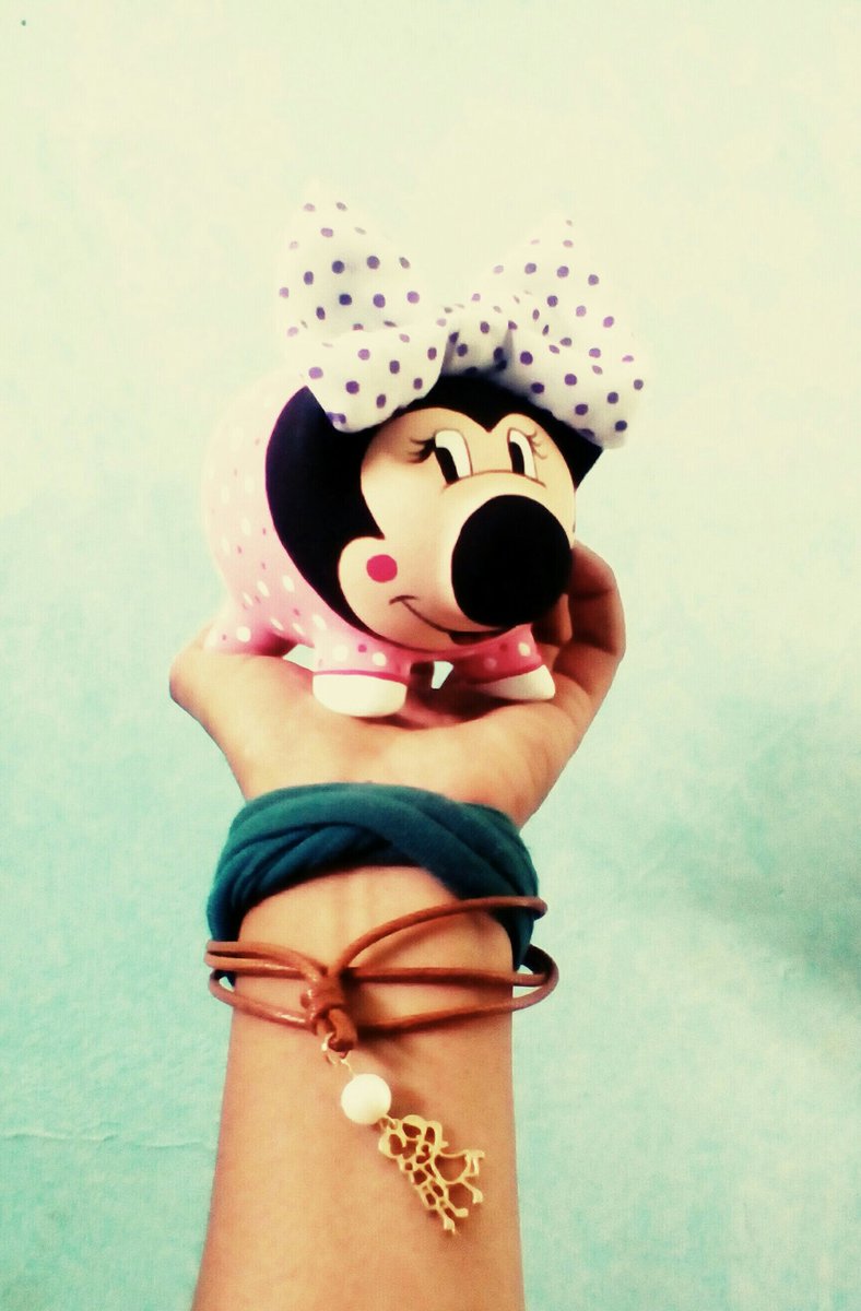 sradonatela's tweet photo. Alcancía @solita_ve #pintadasamano #babyminiemouse #venezuela https://t.co/XXQz5oaPH7