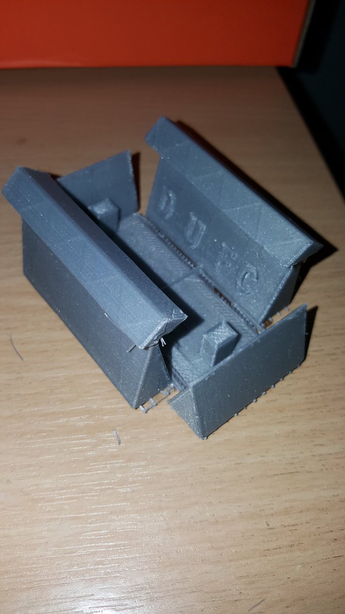 P7_APS's tweet photo. The finished product #Tannadice @UltimakerCREATE #Dun3Dee  #3Dprinting Well done Thomas ☺ https://t.co/p9fgOZJ9CA