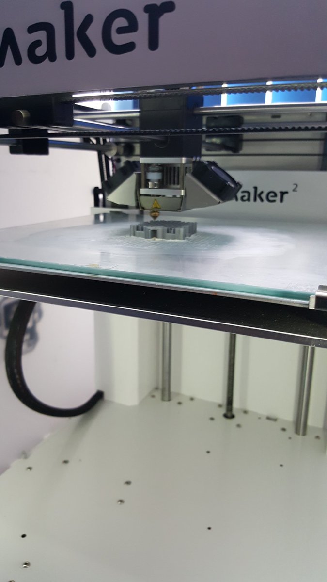 P7_APS's tweet photo. Currently printing Dundee Central Mosque, this is what it looks like just now 😁 @UltimakerCREATE #Dun3Dee https://t.co/fGurhmxVlI