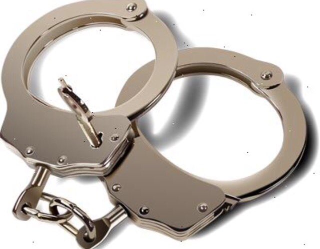 rtendahl's tweet image. "Polisen delar ut armband mot tafs".. Låt mig föreslå en annan modell, som oxå kan fungera. aftonbladet.se/nyheter/articl…