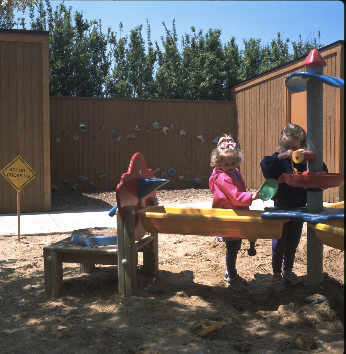 FunFinders's tweet photo. Get Dirty on International Mud Day! Soil bacteria is beneficial to development, prevents allergies, &amp; is FUN! https://t.co/lTGVFPPOE0