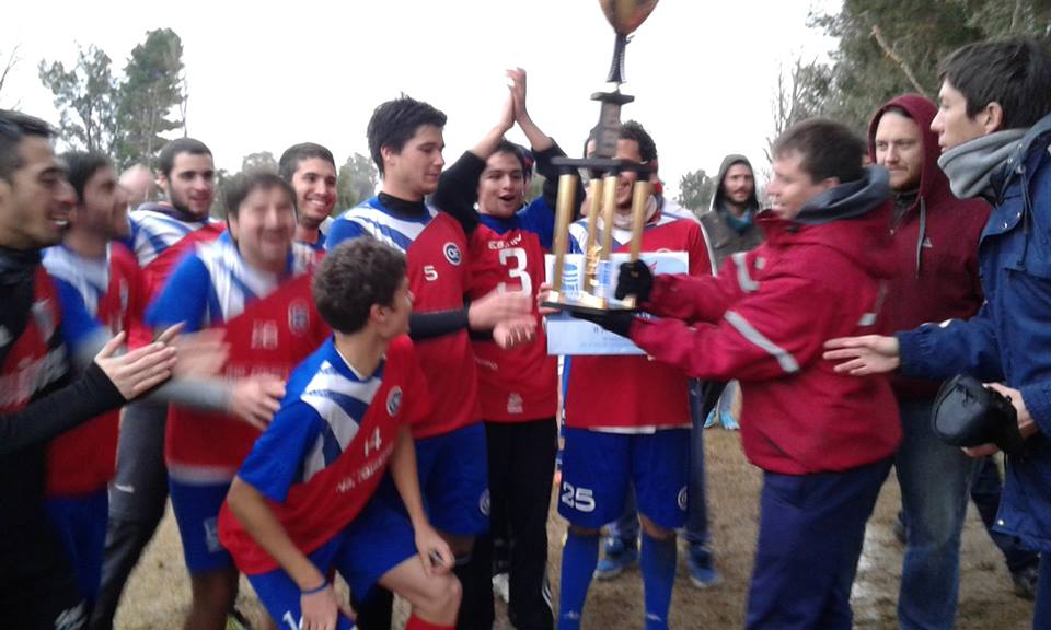 copadb's tweet photo. @OTROEQUIPO2012 justos campeones.. nos deleitaron con el buen juego que desplegaron..felicitaciones!! @copadb https://t.co/cw8OFSK8MH