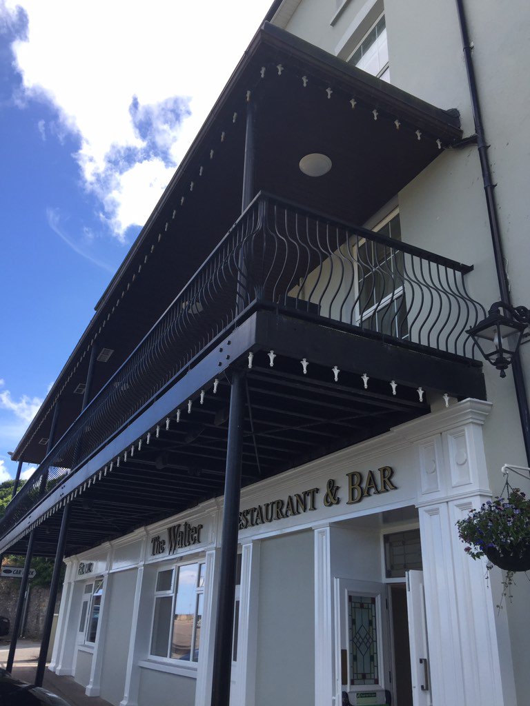 DiscoveringCork's tweet photo. One of #Ireland most fascinating towns #youghal . At the stunning #walterraleighhotel @CorkTIO @VisitCorkCounty https://t.co/q10VQC6kwL