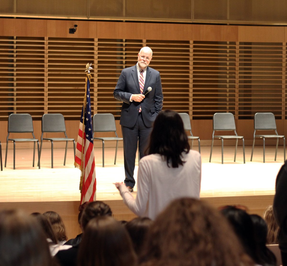 ComptrolLembo's tweet photo. Use the advantages you have to help others get to the table. Play your aces. #GirlsState #lgs2016 https://t.co/fkAAkNVdls