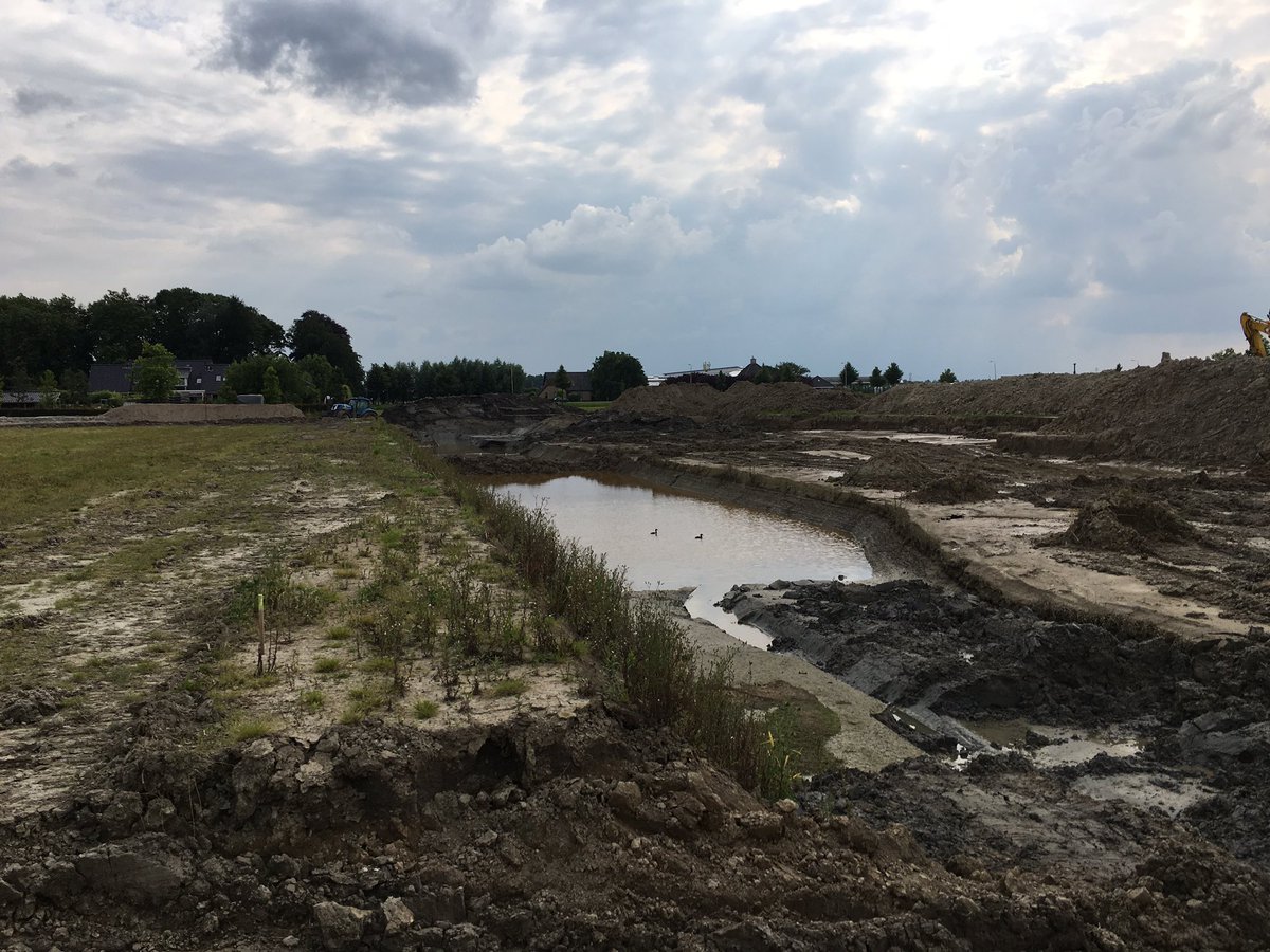 WonenadPlasweg's tweet photo. Dagelijks worden er met meerdere kranen gewerkt om het park te realiseren https://t.co/5Vx4CHyMij @dehuizenbeurs https://t.co/AtUur6OAdt