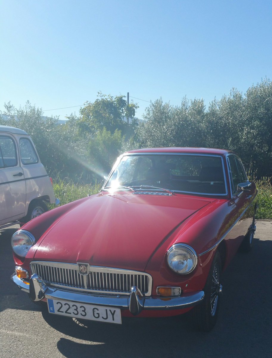 Nos podéis seguir en nuestra web: asrclassics.com