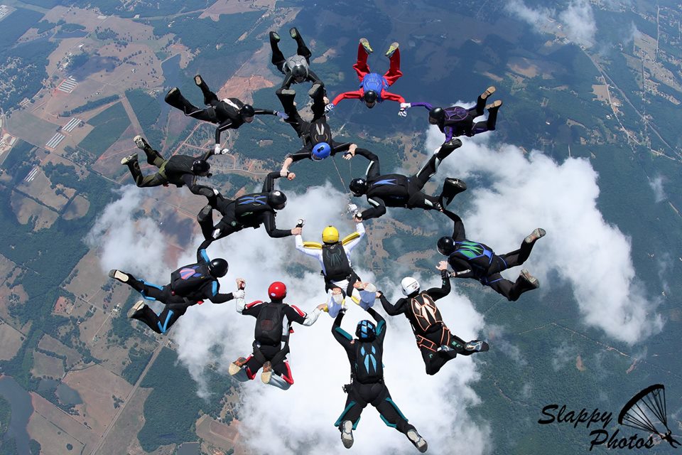 Scott Franklin formation skydive organizing here at Music City Skydiving July 9, 10  facebook.com/events/1736604…