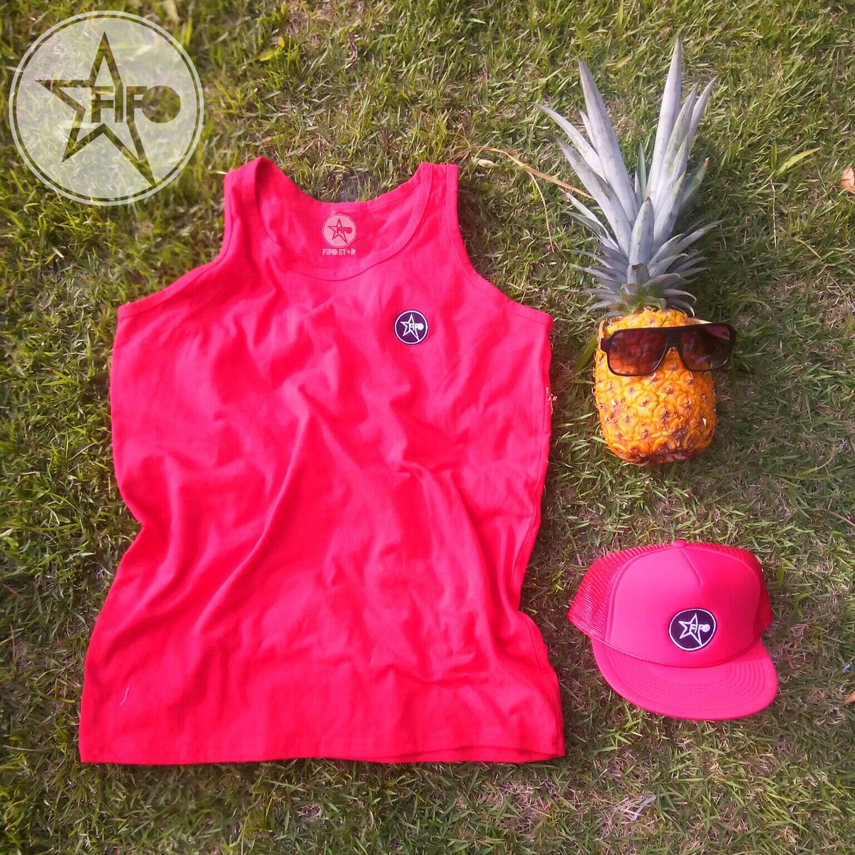 FS_Delivery3's tweet photo. 🌴ENDLESS SUMMER🌴

¡Es verano y hace mucho CALOOOOR!• Échale un vistazo a los nuevos TANK TOPS

#FifoStar #StreetWear https://t.co/OFXKcGwg2L