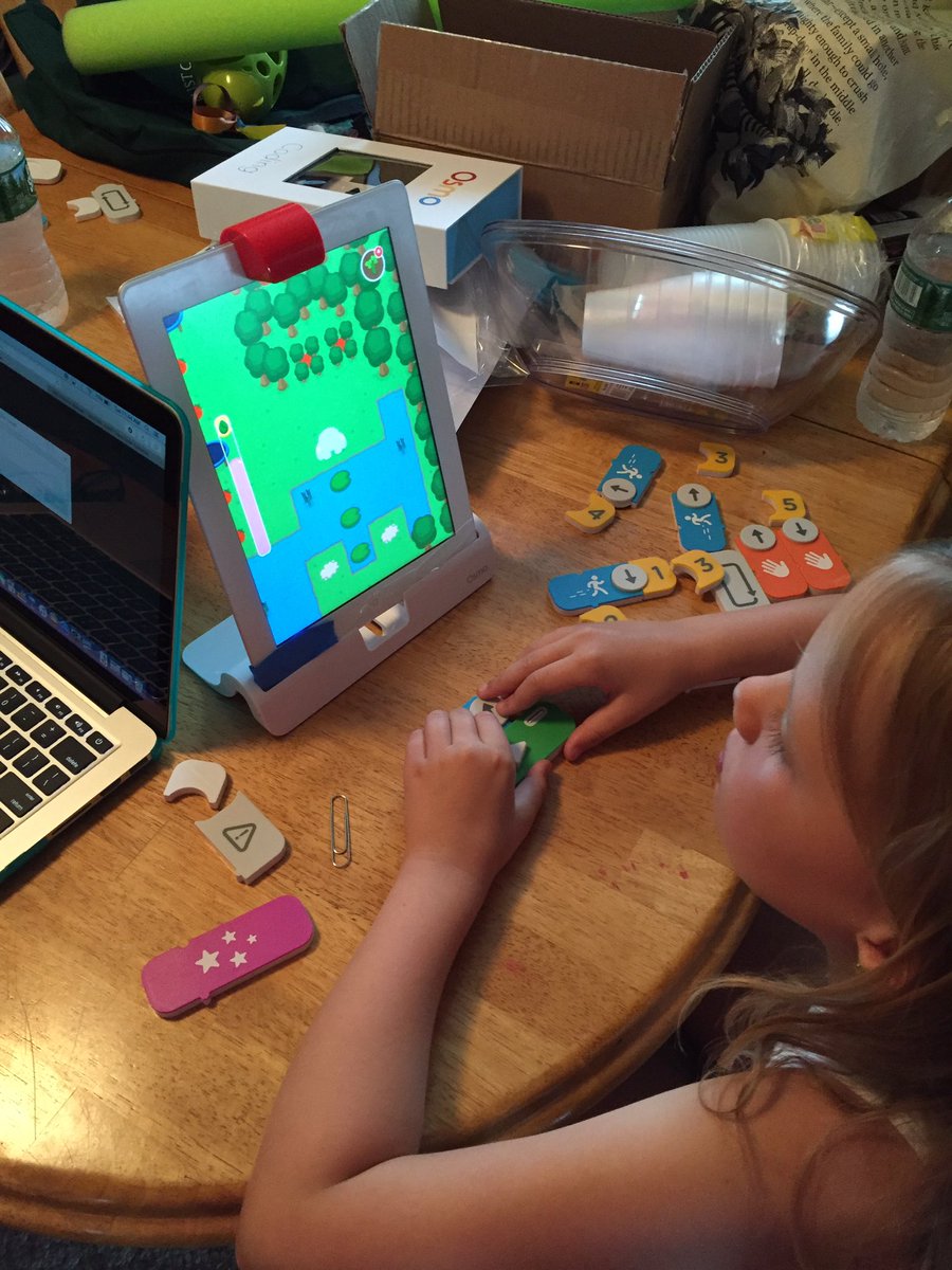 gr1smarties's tweet photo. Fun fun fun!  Wishing I was at #ISTE2016 @osmocoding #osmo https://t.co/JKMDT18NMe Thank you Osmo! https://t.co/M0AlhL2pDH