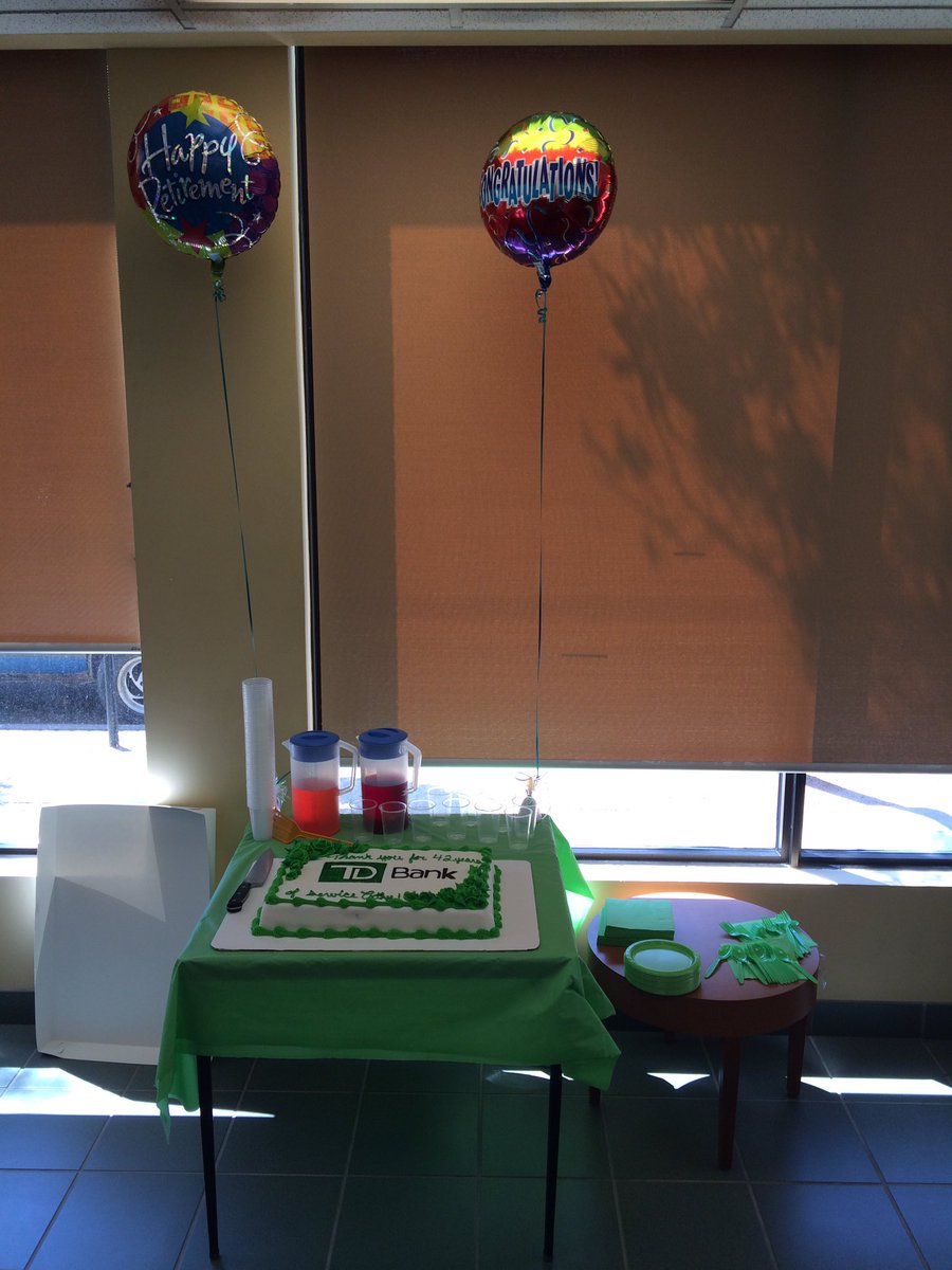 TDTeamBrandon's tweet photo. Cathy Afflecks retirement cake! Lobby party w/ customers! 🍰🎈🎉 #unbLEIvable #retirement #42yrs https://t.co/QJCBWDrt4Z