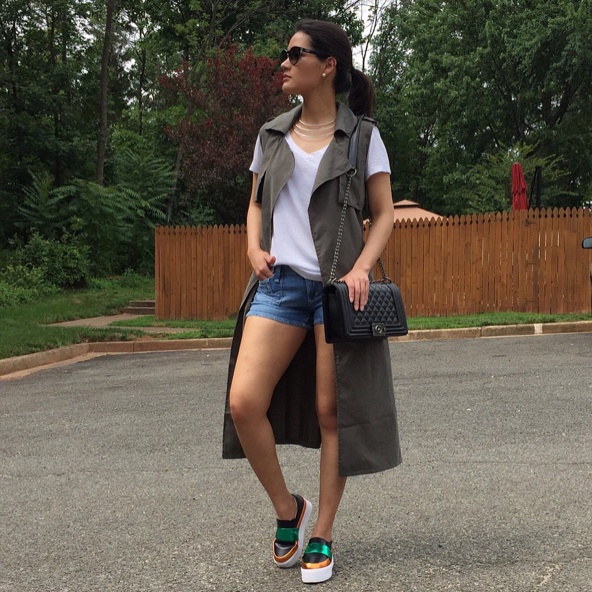 RaysaGarcia7's tweet photo. Cloudy Day☁️☔️ + Today's look With @VIPme_official , @amvicollection , @hm , @ROMWESHOP 
Happy Tuesday! ❤️ https://t.co/NWeMuD2HxA