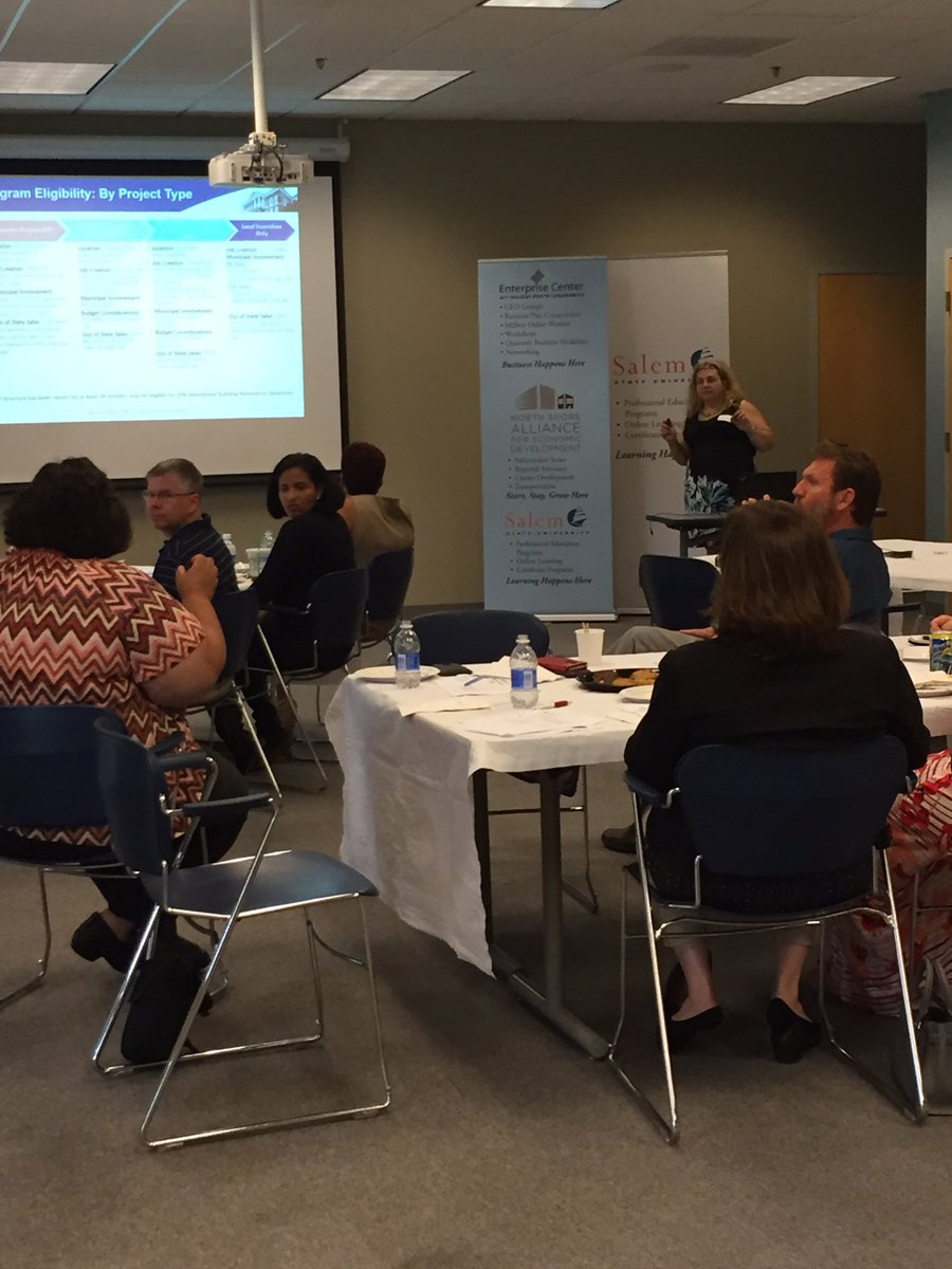 NS_Alliance's tweet photo. @massMOBD @EastieMaria connects businesses to its many partners @EnterpriseCtr #ceo lunch #EDIP #stateincentives https://t.co/9lfyWhlcMG