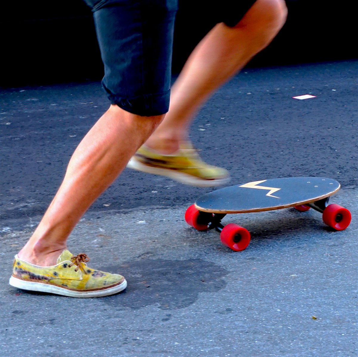 eggboards's tweet photo. Let's cruise today #eggboards #eggboard #longboard #skateboard #skateboardingisnotacrime #skateeverything #skatelife https://t.co/xtCyWkgmOO