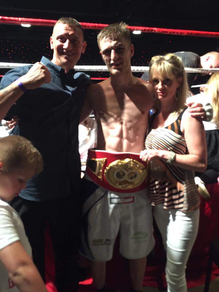 yazzy1888's tweet photo. #Ibfworldchamp #family https://t.co/J17r5nC8nf