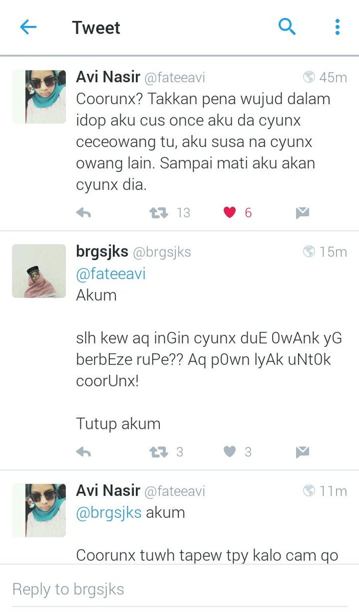 Ha_iril's tweet photo. Fullstip nenek dia 😂 https://t.co/9885SiP6dg