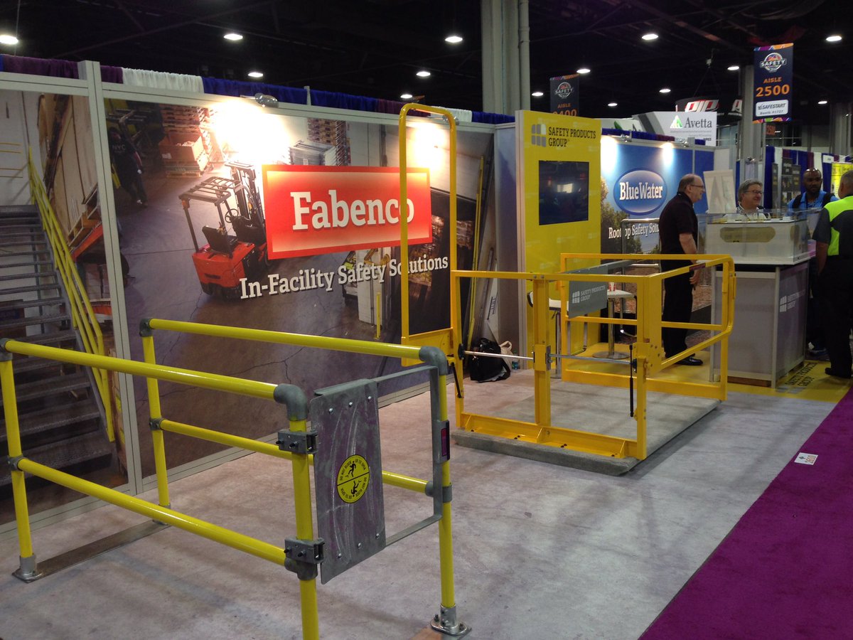 SafetyPG's tweet photo. There's still over an hour left of the #Safety2016 expo! Experience fall #safety solutions @ Booth #2610 &amp; #2614. https://t.co/232Pq4gDOt