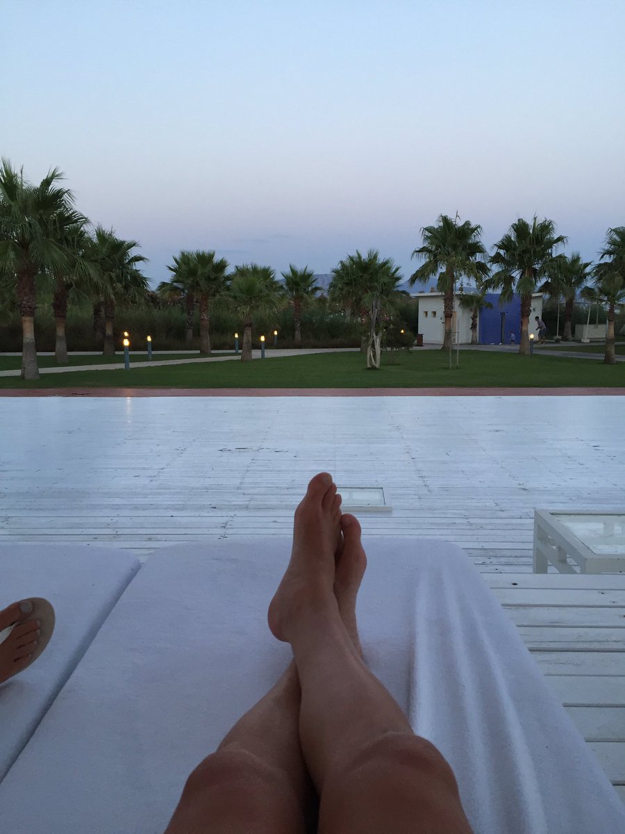 Jackturner20's tweet photo. My view is better tonight #noengland https://t.co/6xxlPIIUyw