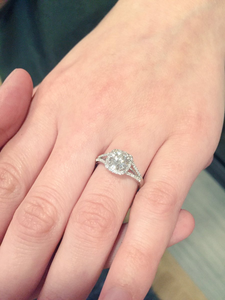 laurencrow521's tweet photo. SO excited for my sister and soon to be brother in law! #truelove #engaged #finally @CoachValentineB @sarah_lynne12 https://t.co/kFCJaBCERw