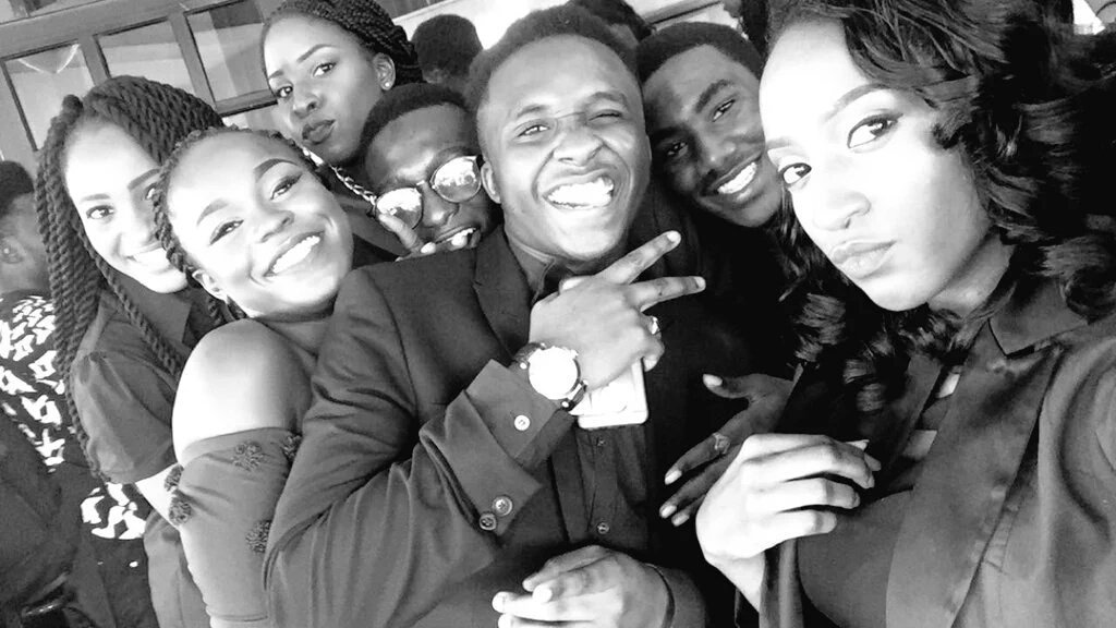 EfeOraka's tweet photo. So we graduated today πππππ https://t.co/PhlcgvBfOU