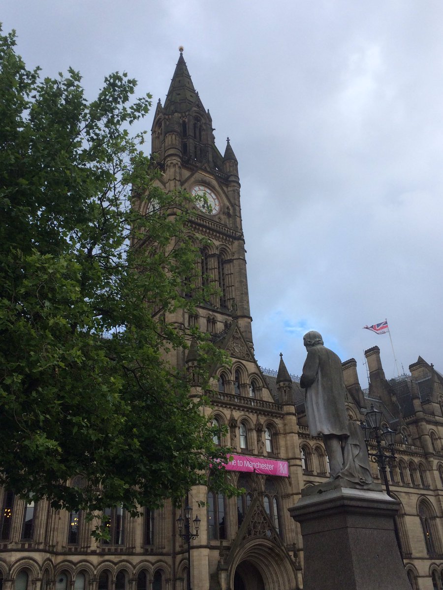 Francois_Appere's tweet photo. From Manchester to London for the second part of my Quest! Let's better manage our information!  #BIM@ARCADIS_Quest https://t.co/oLYDAMJ9Zp