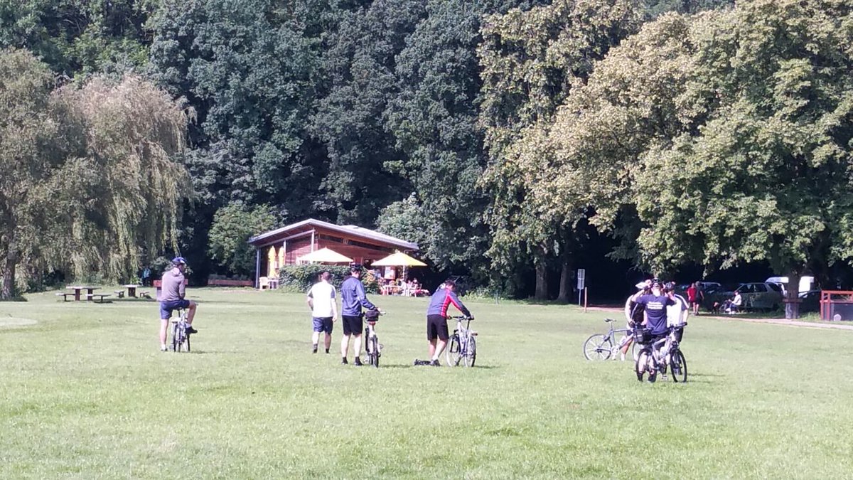 IbtSchiphol's tweet photo. Dag2 #bikeopleiding #biken #biker #schipholfit #sporten #kmar #16deelnemers #gaatdegoedekantop #proceduretraining https://t.co/sH76lEFtex
