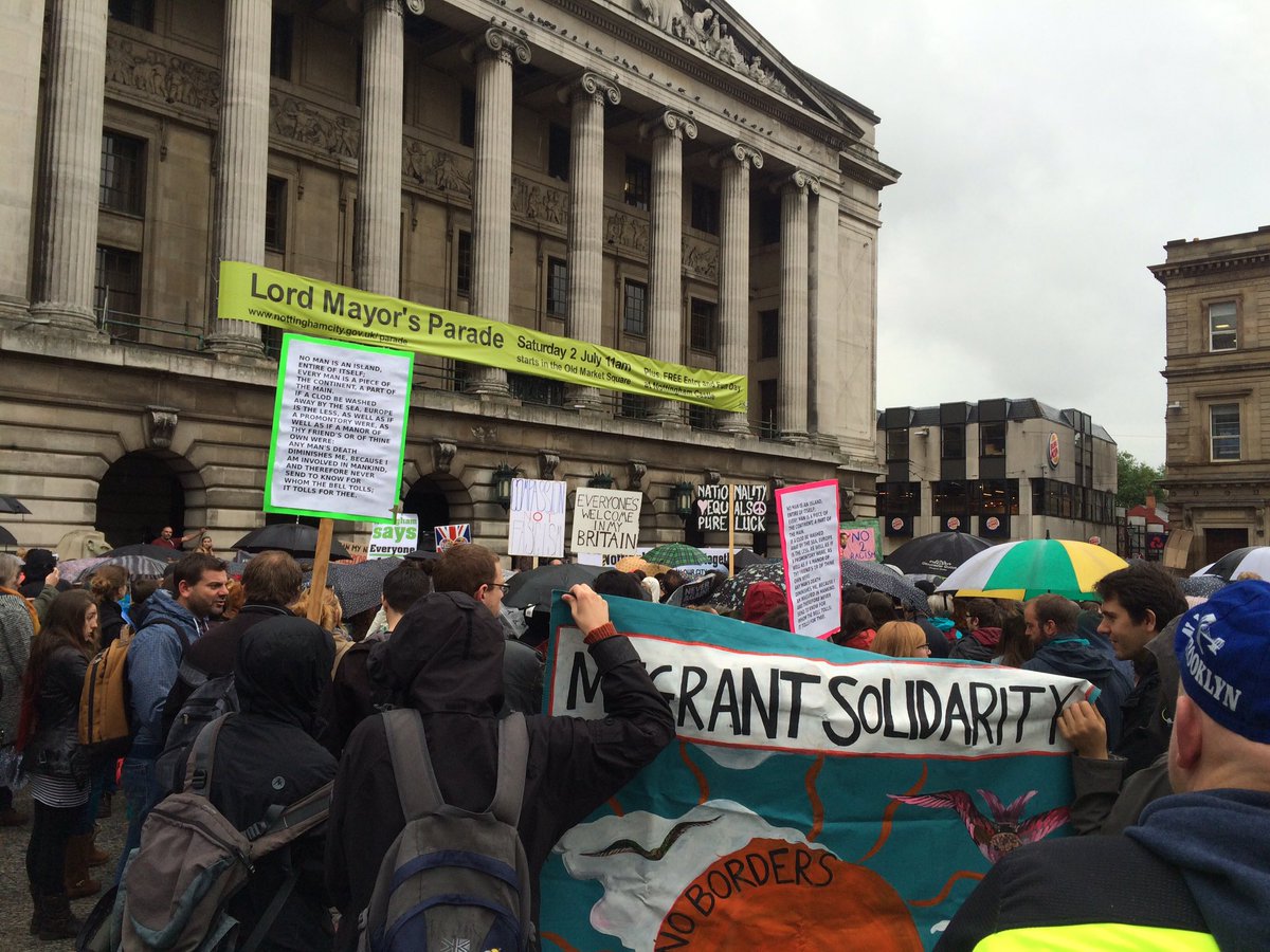 NottsS4E's tweet photo. Nottingham Students for Europe stands in solidarity against anti-migrant rhetoric! https://t.co/GRXtdM6iOU