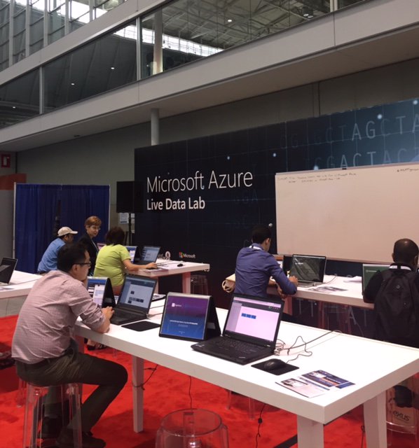 appistry's tweet photo. #GenomicsFest attendees are taking the #NGSPipeline challenge w/ @Appistry #GenomePilot @MSFTGenomics Live Data Lab! https://t.co/SBjMfZDfTy