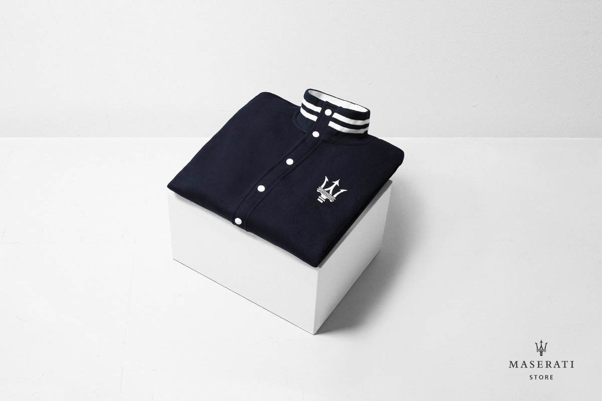 Maseratiespana's tweet photo. Viste la esencia de Maserati en cualquier situación #MaseratiStore https://t.co/AqS8SKVIfQ