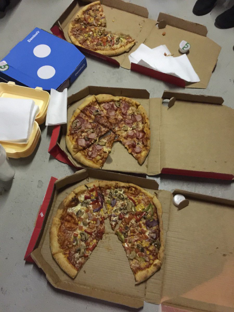 PompeyPunk's tweet photo. Pizza and plans https://t.co/k8pRjzFCGc https://t.co/WvDbPC5chj