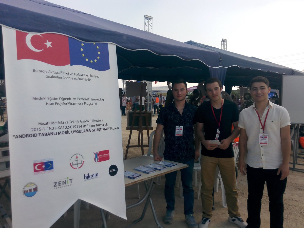 AndroidMobilApp's tweet image. kurulan proje pazarı ve sergi alanında stant açarak proje tanıtımı ve yaygınlaştırma çalışması yaptık...@ulusalajans