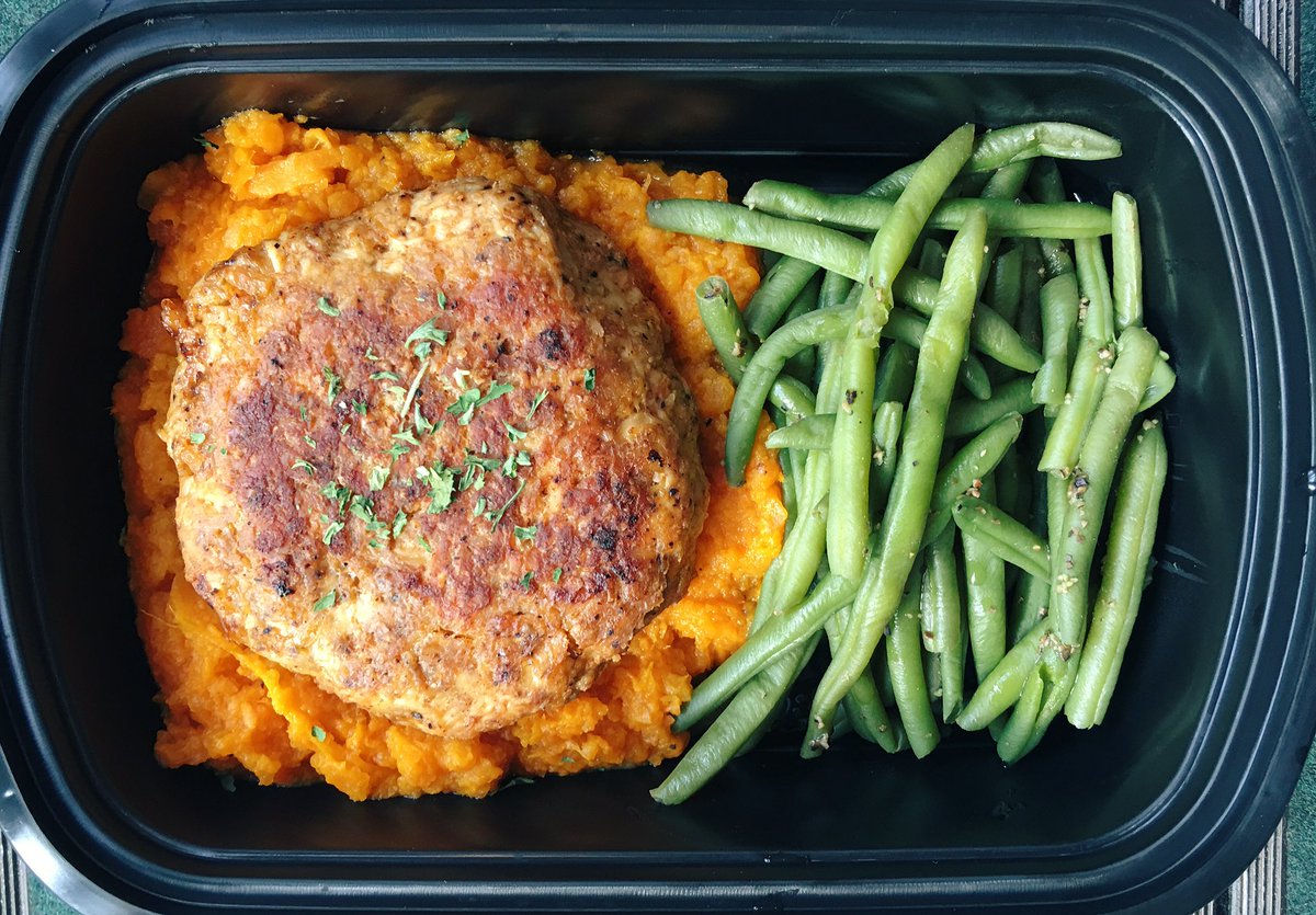 breakingbreadwv's tweet image. MORGANTOWN:
Follow and RT for a chance to win 10 FREE clean meals of ur choice this week! Winner picked 4pm Sunday!