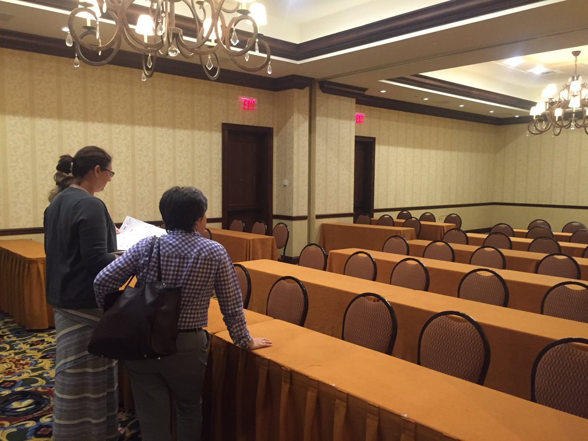 marencolon's tweet photo. Team members from @ConsumerBankers checking out the layout in @GaylordTexan for #CBALIVE 2017! #spursoptional https://t.co/5oNK67ph9q