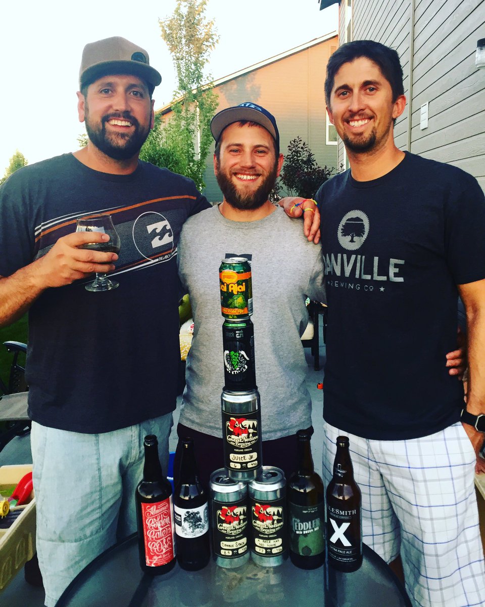 HopHntrChrncles's tweet photo. Someone had a case of the Mondays. #beershare #beersquad #beerboner #craftbeer #hhc #hophunterchronicles https://t.co/XfwsaMTphk