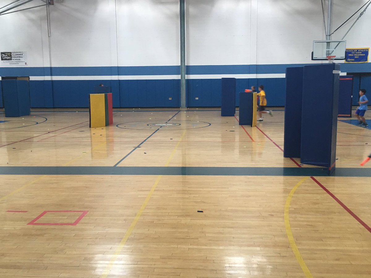 mtaillie's tweet photo. Campers vs. Counselors having an #ACAwesome nerf blaster battle at AC Day Camp!! https://t.co/yf5vTbnHsJ https://t.co/caUIZJwhwz