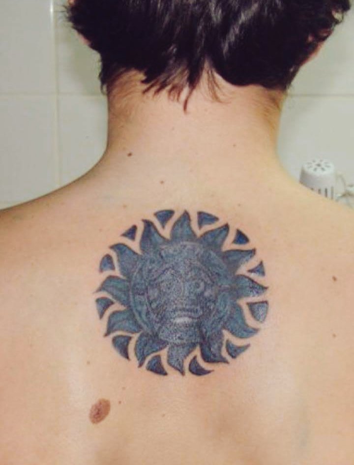 PatosillsdeGh's tweet photo. Para los que me piden fotos del tatuaje de Pati. Acá va una de cerquita: #Ineditas #Patinga: https://t.co/4L4oFgV0BD