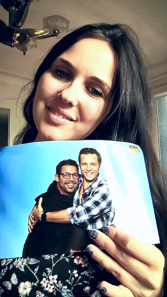 hellandbliss8's tweet photo. Aw, just found this in my bag ππ @seamusdever @Jon_Huertas should I ship it to you? #orframeit #bestπ· #alreadymissya https://t.co/O3W3Bntboz