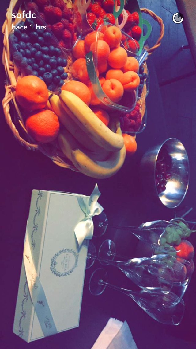 SofiaCarsonCom's tweet photo. Nuevas imágenes y videos de Sofia en su cuenta de #snapchat #sofdc https://t.co/M3UCHZB8Vh