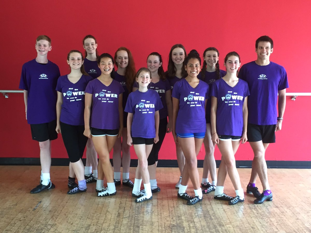 PowerLisaS's tweet photo. Ready for Nationals! #poweracademy #Irishdance #Orlando #NANs2016 #NAIDC2016 #Nationals https://t.co/LpUFgbJWq9