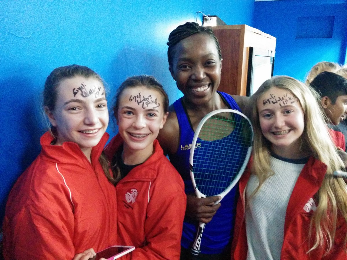 Squash and Siyoli fans on a whole new level. Loving it #SANationals @siyolisquash <a href="/SquashSite/">Squash Site</a> <a href="/squashsa/">Squash SA</a>