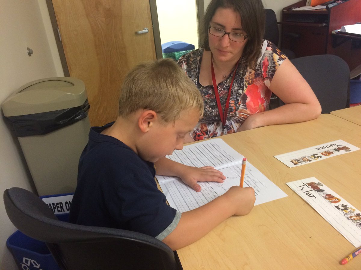 Mrs. Stevens works with students <a href="/FSU_PALS/">FSU University PALS</a> <a href="/DrKMcGee/">꧁•⊹٭𝙺𝚛𝚒𝚜 𝙼𝚌𝙶𝚎𝚎٭⊹•꧂ 📚🏖☮️</a> #wcpsmd #farmweek