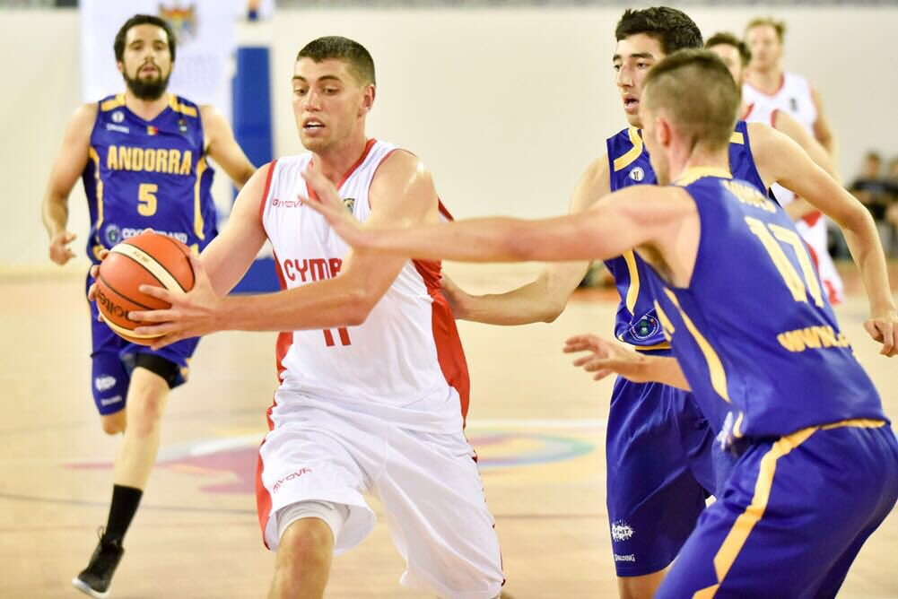 Great performance by <a href="/Dimble10/">Damian Edwards</a> tonight. Unlucky with the result #walesvsandorra <a href="/BasketballWales/">Basketball Wales | Pêl-Fasged Cymru</a> <a href="/WalesSportsNews/">Wales Sports News</a>