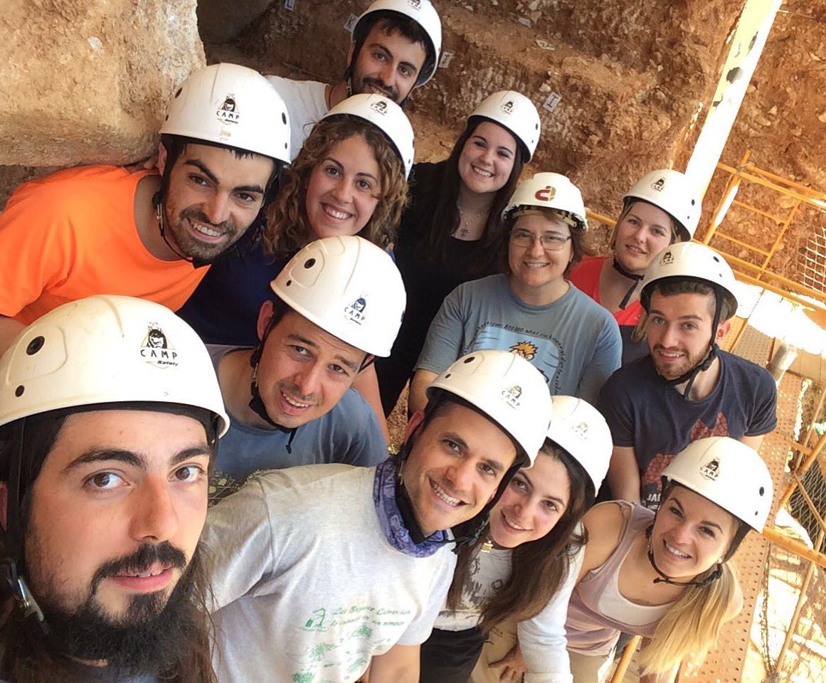 FATAPUERCA's tweet image. #Atapuerca2016 #TrincheraTeam #Firstturn #GranDolina #Galería #SimadelElefante #June 😉